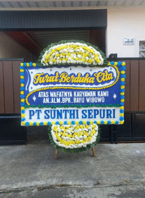 Papan Bunga Duka di Bukit Surungan