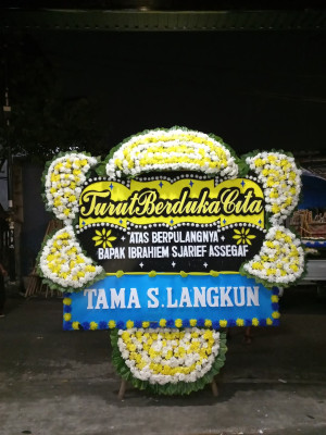 Papan Bunga Duka di Bukit Surungan