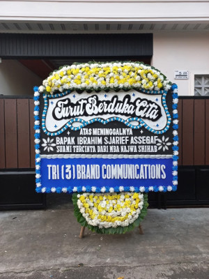 Papan Bunga Duka di Bukit Surungan